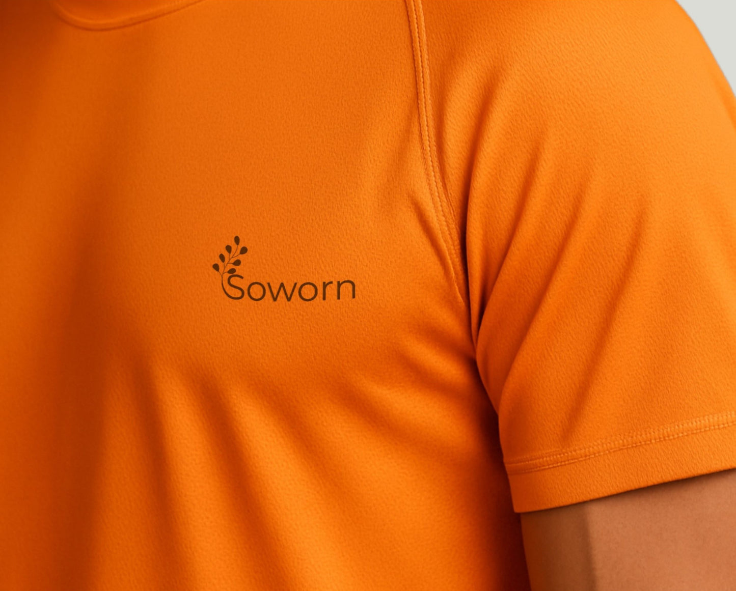 Men's recycled sports T-shirt with premium features