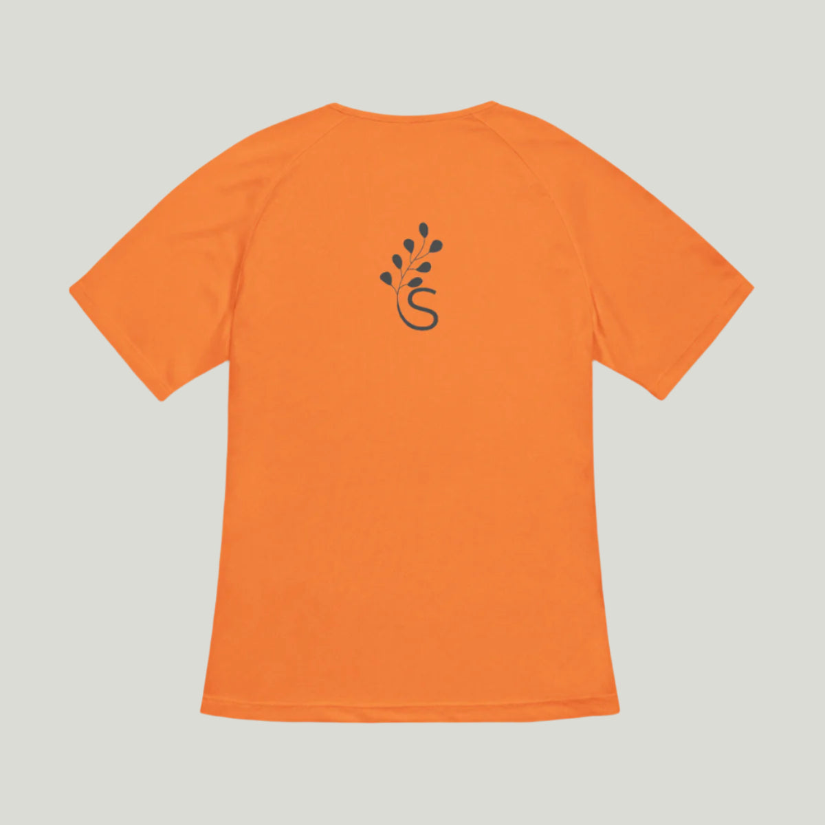 Women's recycled sports T-shirt with unique features