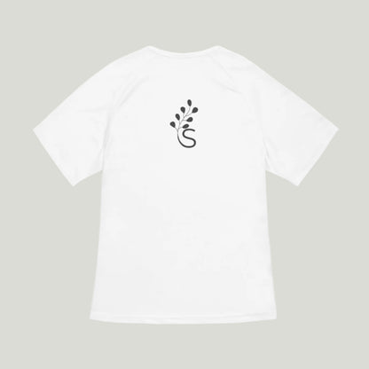 Women's recycled sports T-shirt with unique features