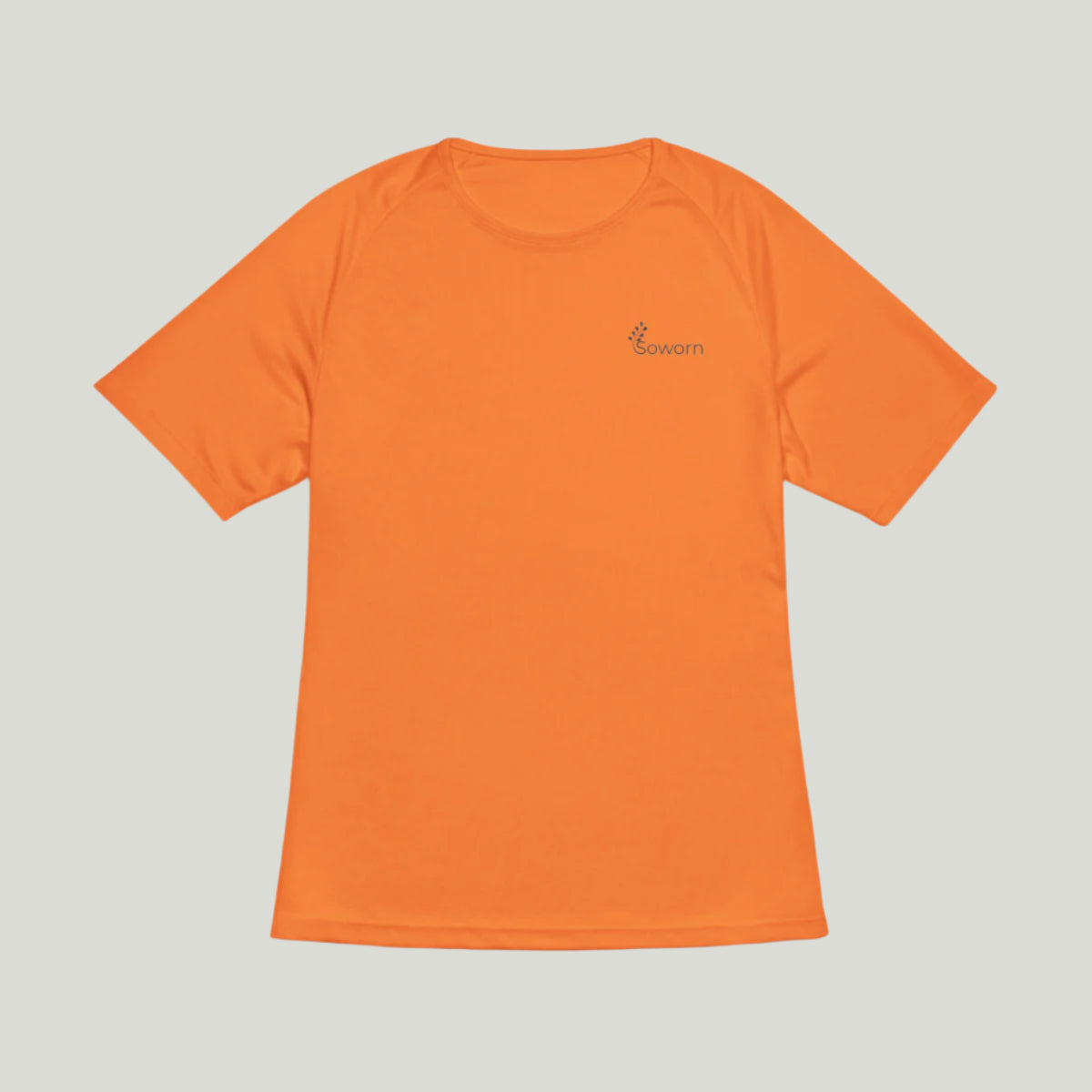 Women's recycled sports T-shirt with unique features