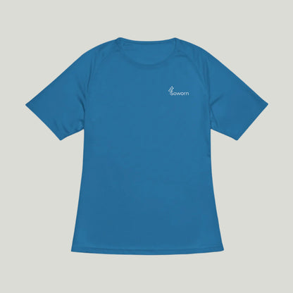 Women's recycled sports T-shirt with unique features