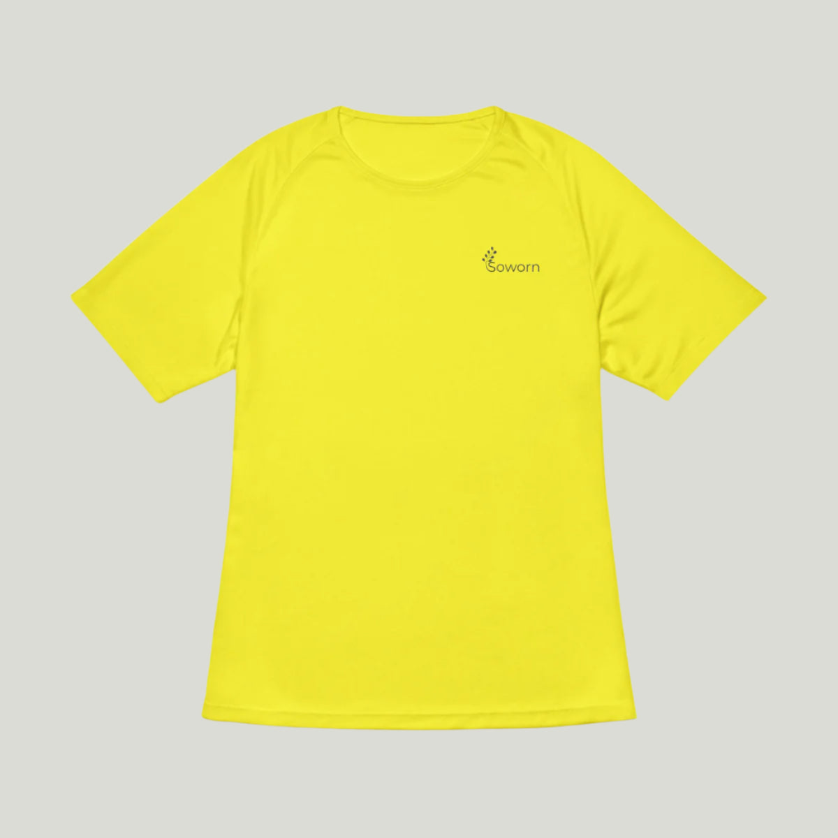 Women's recycled sports T-shirt with unique features