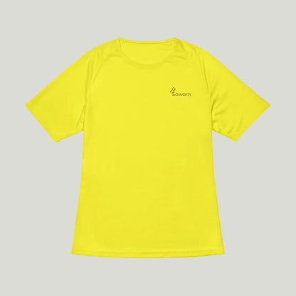 Women's recycled sports T-shirt with unique features