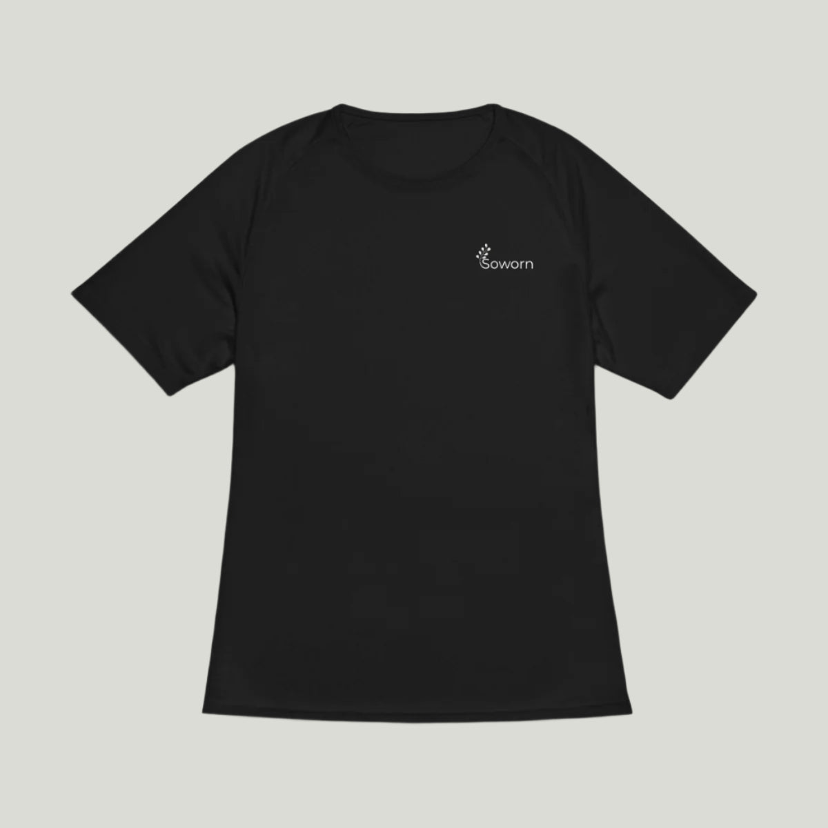 Women's recycled sports T-shirt with unique features