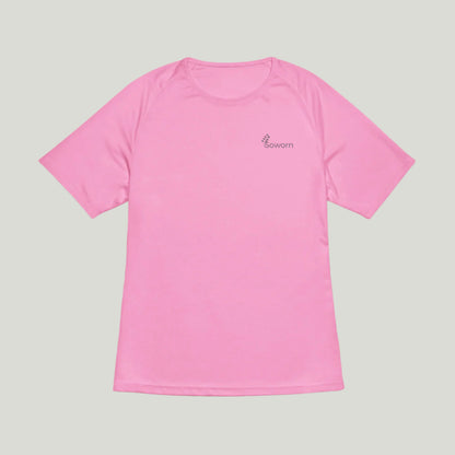 Women's recycled sports T-shirt with unique features