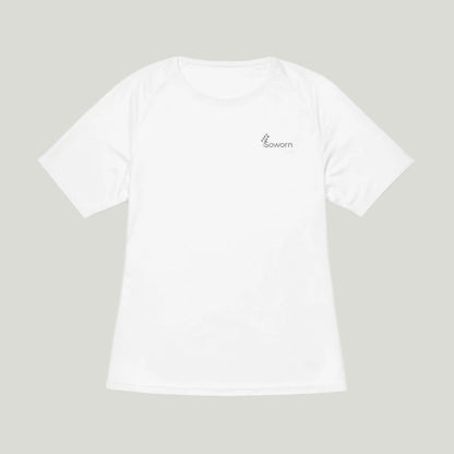 Women's recycled sports T-shirt with unique features